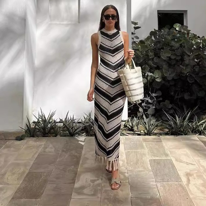 性感紧身条纹流苏针织裙女无袖夏季中长裙跨境欧美连衣裙
