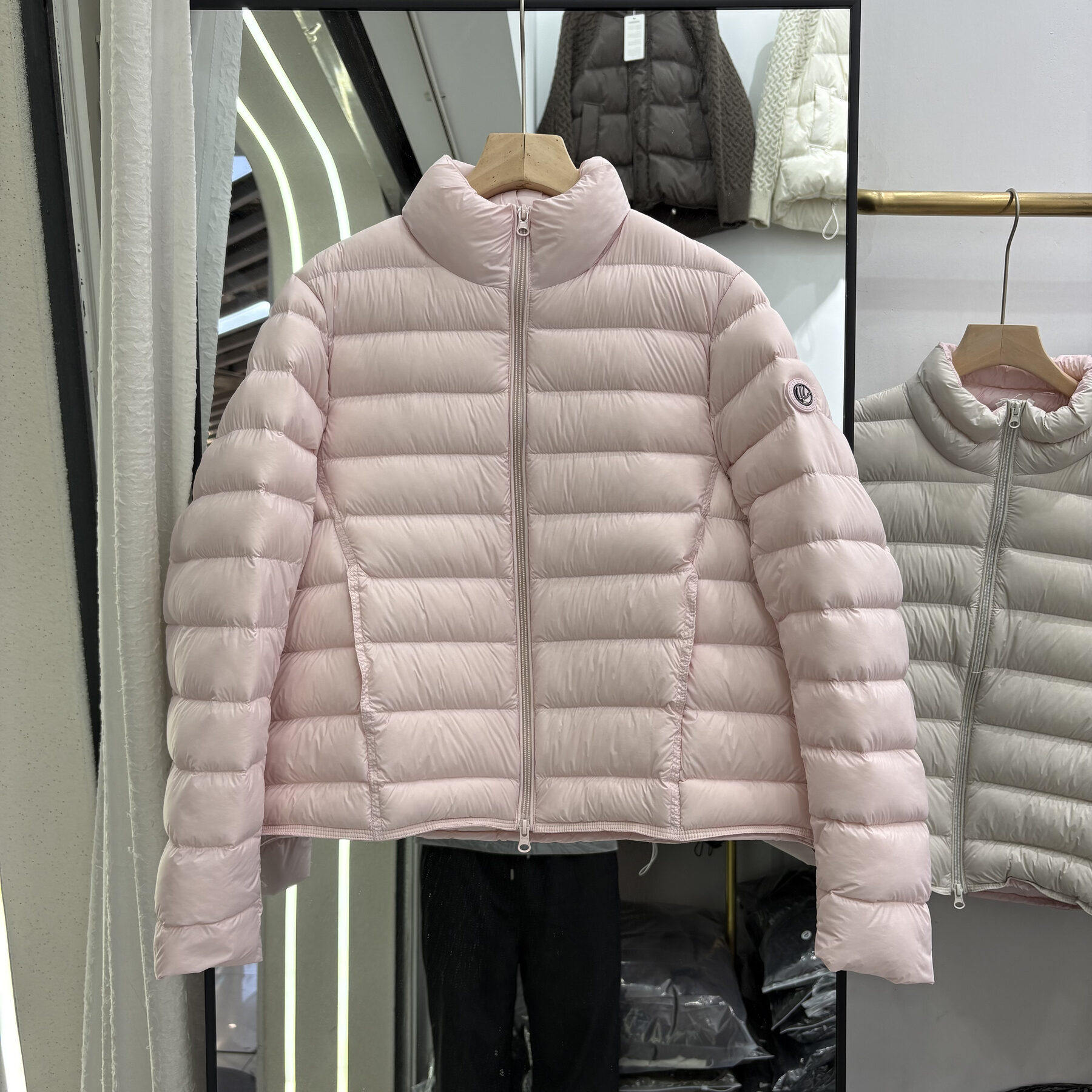 90绒韩版排骨立领羽绒服女短款轻薄时尚宽松百搭保暖外套