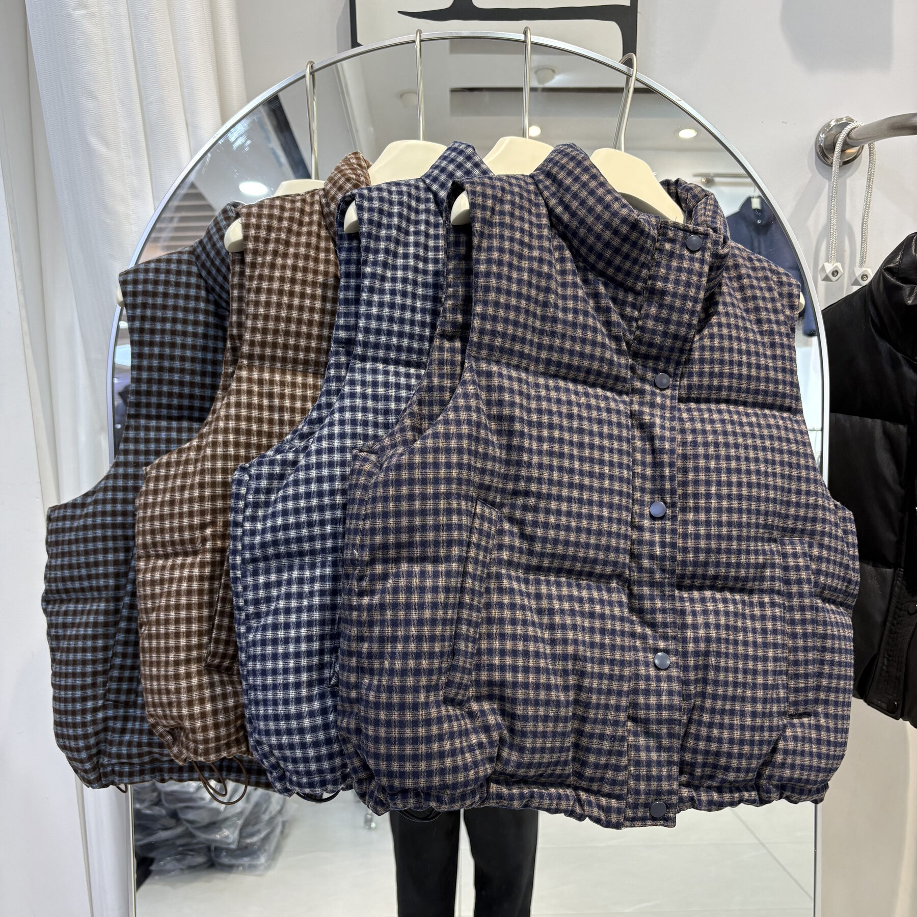 90绒秋冬韩版宽松羽绒服女马甲短款保暖小个子格子背心外套