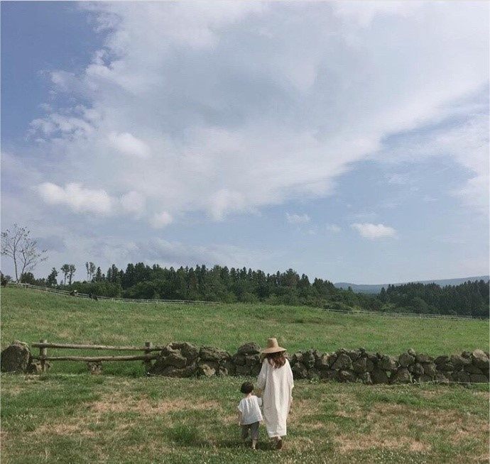 自然之美棉麻单排扣休闲纯色面长款衬衣宽松简约连衣裙中古风白色