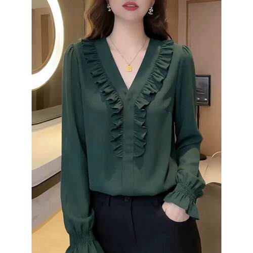 绿色V领长袖真丝衬衫女春秋季新款设计感木耳边上衣洋气减龄衬衣