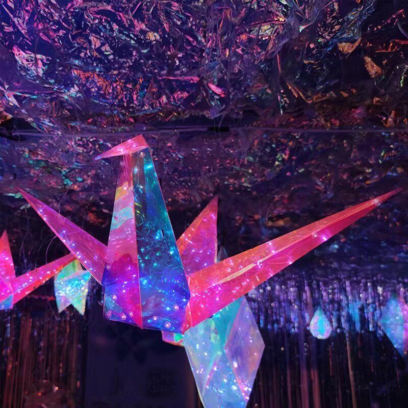 商场美陈幻彩千纸鹤发光吊饰