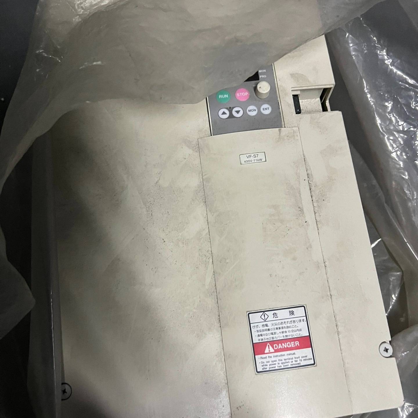 配件东芝变频器VFS7-4110P2 使用议价