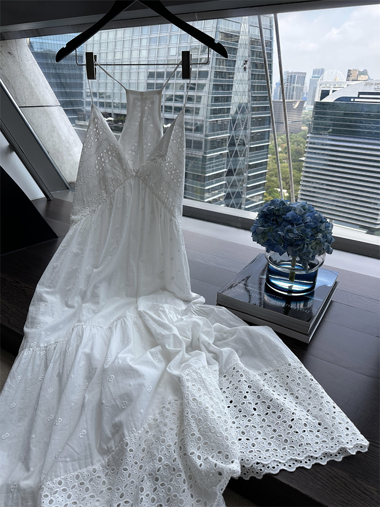 【Holiday系列 镂空刺绣连衣裙吊带长裙清冷白色系穿搭夏季超好看