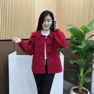 减龄百搭针织衫 娃娃领牛角扣呢子外套秋冬款 红色女装 显瘦时尚 短款