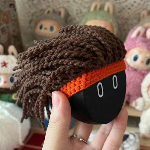 机器人nomi汽车装饰帽子蔚来