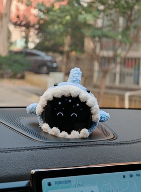 蔚来汽车nomi的帽子es6es78ec6ec7et5/et5t内饰蓝色小鲨鱼装饰