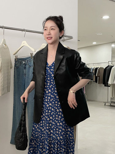 设计感黑色皮衣女宽松外套