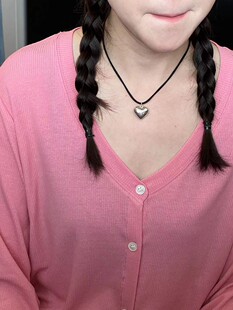 陈姬儿新款爱心吊坠项链女小众设计感桃心锁骨链毛衣链饰品A39