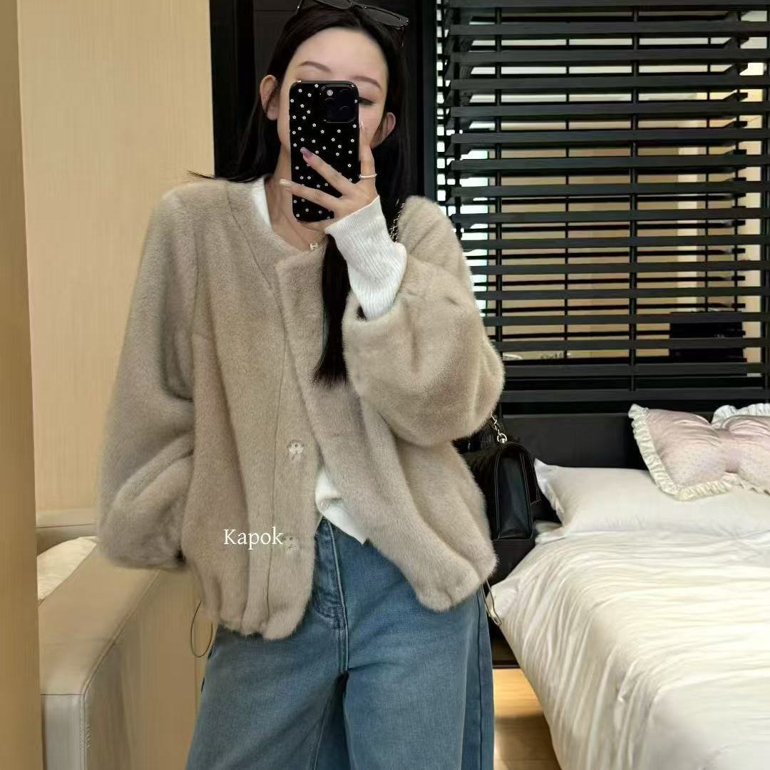 Kapok2025冬季新款小个子韩系百搭圆领宽松保暖毛毛外套上衣35012