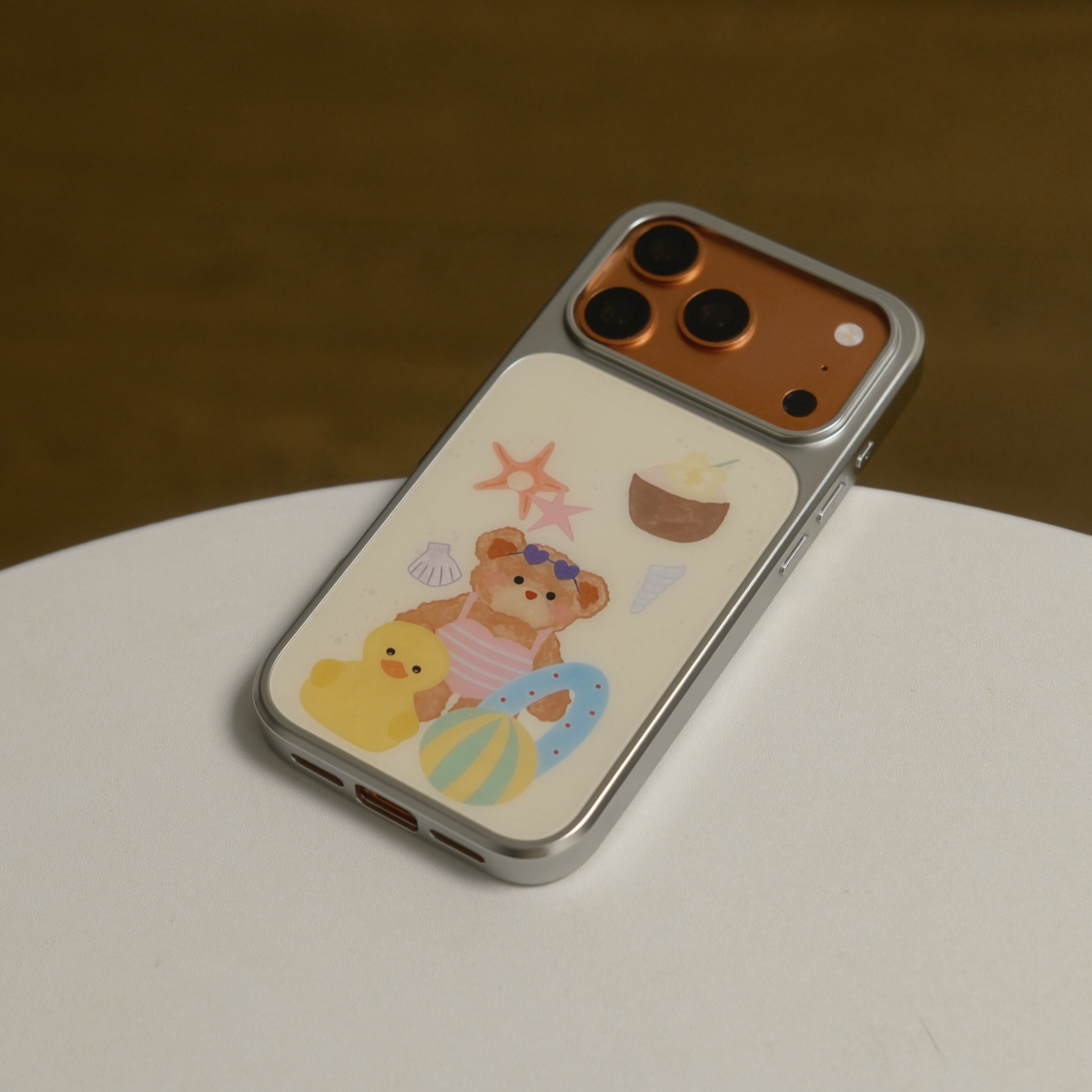 韩国lesamedi泳衣小熊磨砂玻璃磁吸手机壳苹果iPhone18promax手机壳17pro黑框软边15手机壳14pro