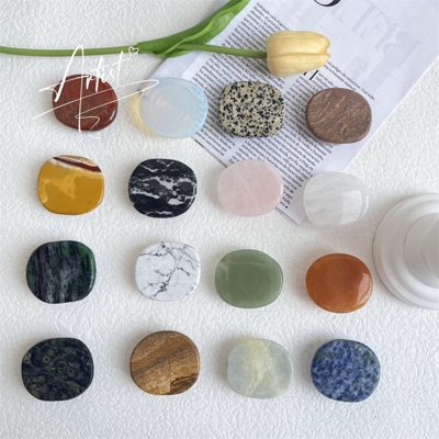 小众石头气囊支架可伸缩折叠粘贴手机壳通用环保艺术新款ins简约