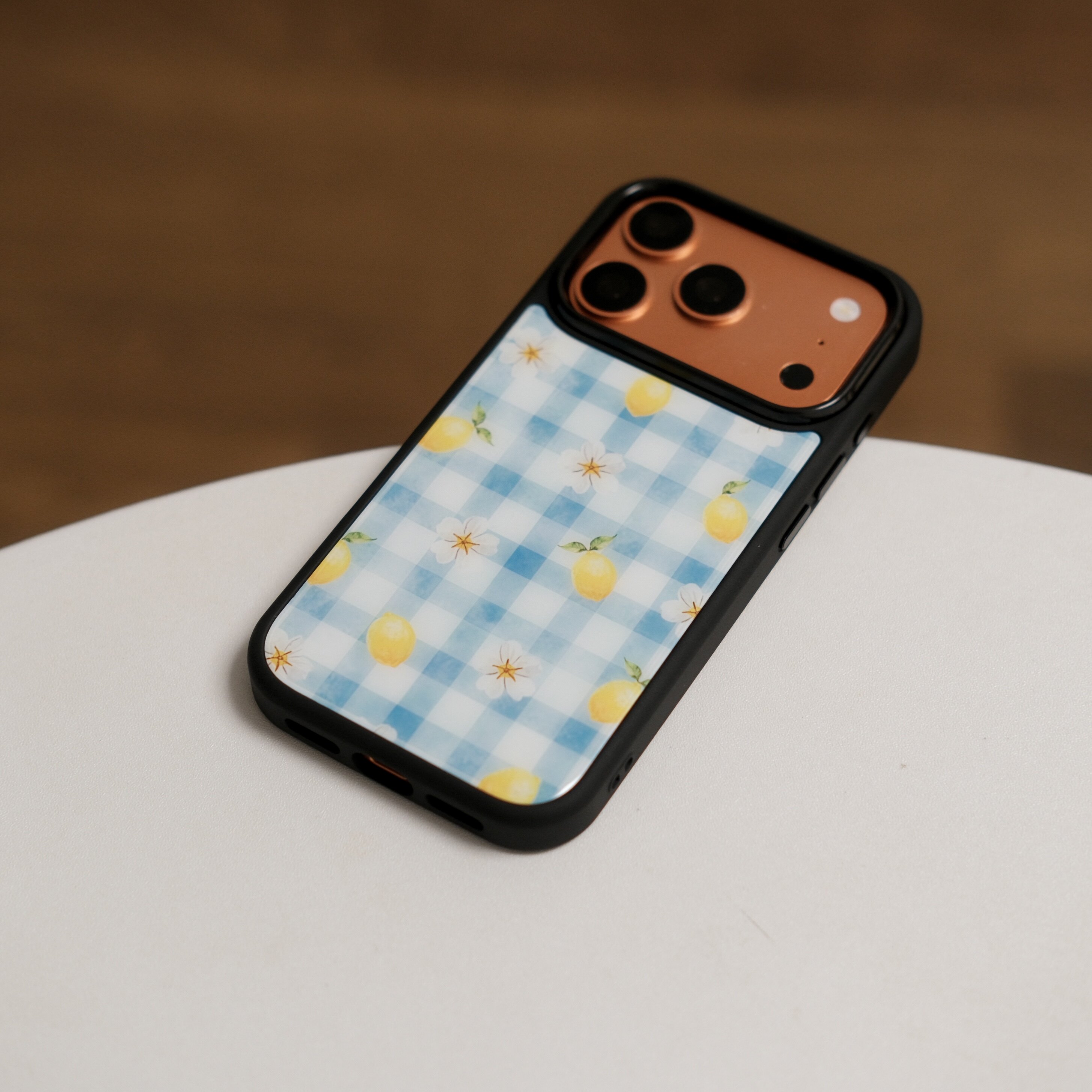 小众清新春日绽放磨砂亚克力磁吸手机壳iPhone17promax手机壳16pro黑框软边15手机壳14pro全包16神甲壳