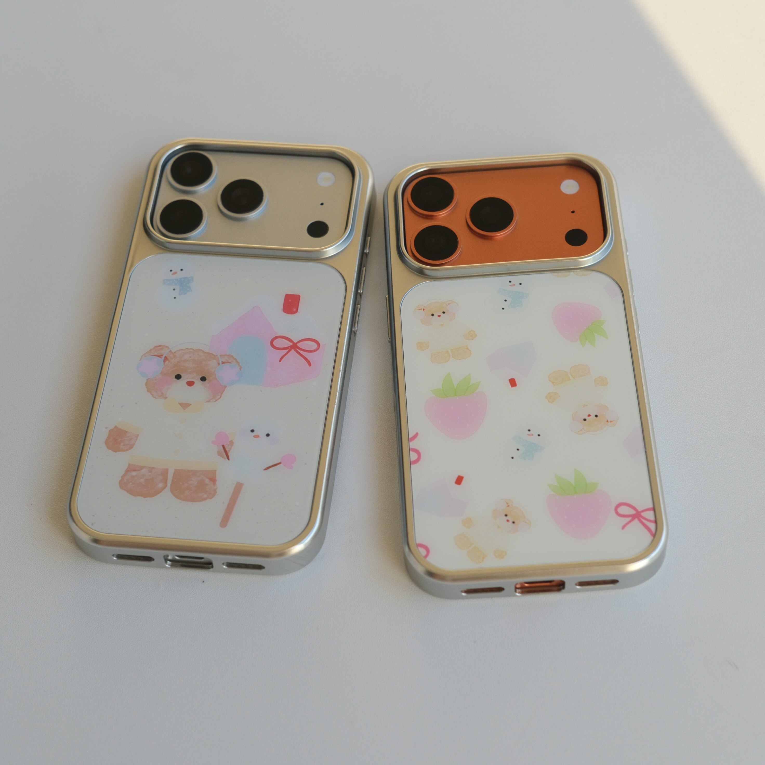 韩国lesamedi草莓泰迪熊磨砂玻璃磁吸手机壳苹果iPhone17promax手机壳16pro黑框软边15手机壳14pro