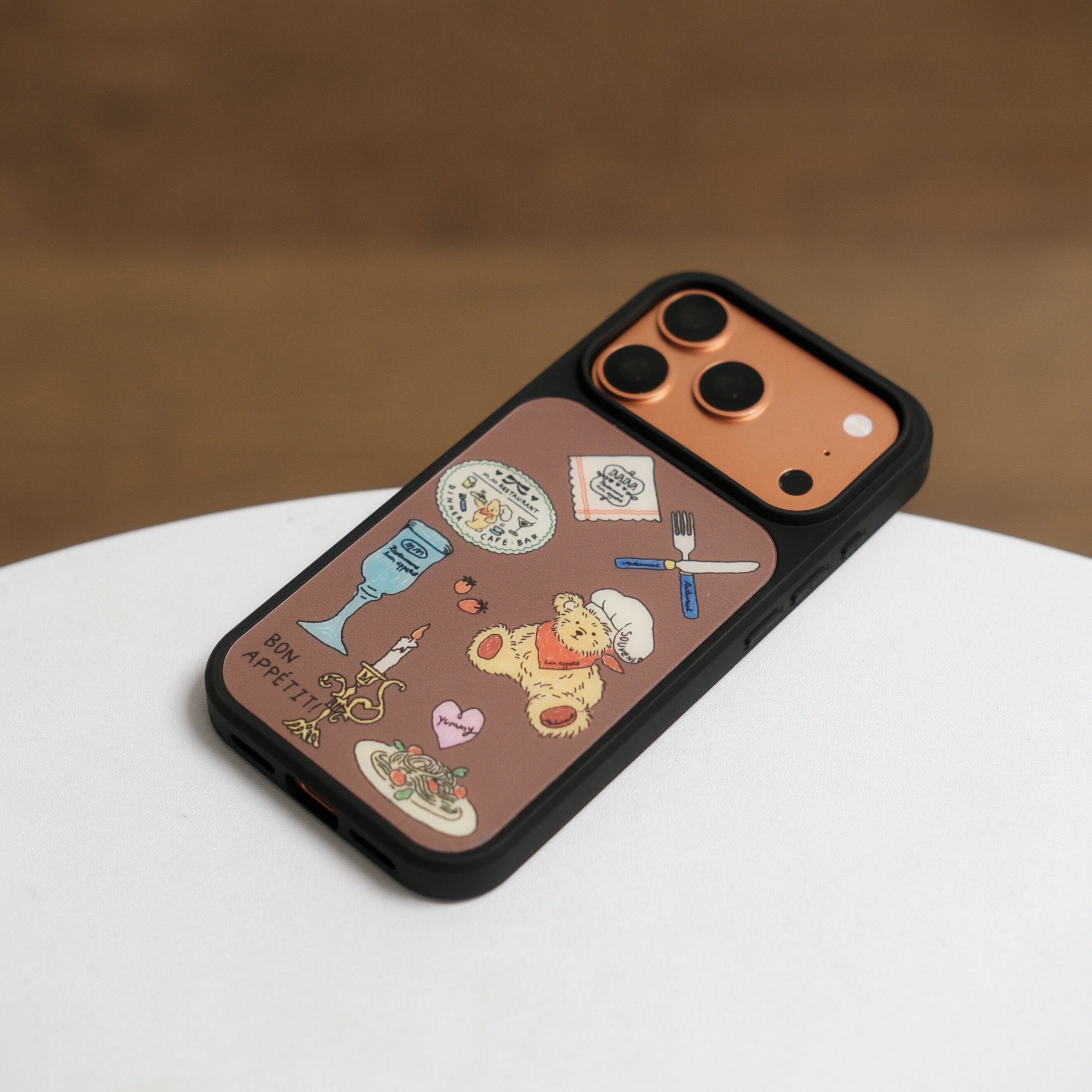 韩国mademoment小熊晚餐磨砂玻璃磁吸手机壳苹果iPhone17promax手机壳16pro黑框软边15手机壳14pro全包16图片