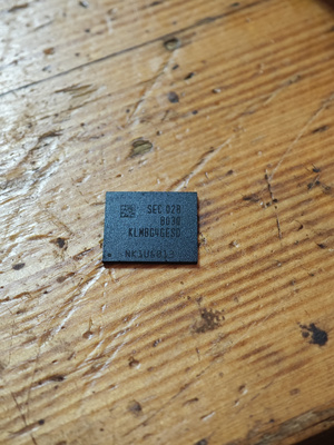 KLMBG4GESD-B03Q KLMBG4GESD-B031 三星 5.0 emmc32G 工业级 0-10