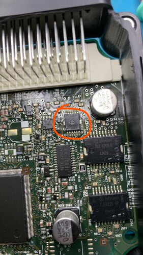 TLE6214L 汽车电脑板常用易损芯片  智能双电流检测开关芯片IC
