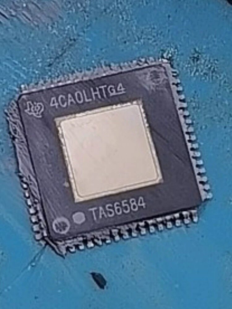 TAS6584 汽车音响音频放大器IC芯片