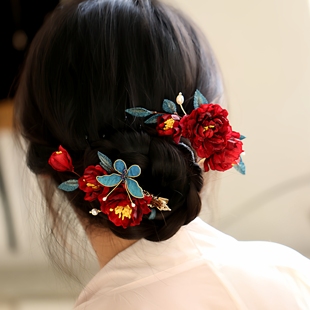 山茶花旗袍古风蝴蝶发夹红色配敬酒中式簪子头饰订婚发饰