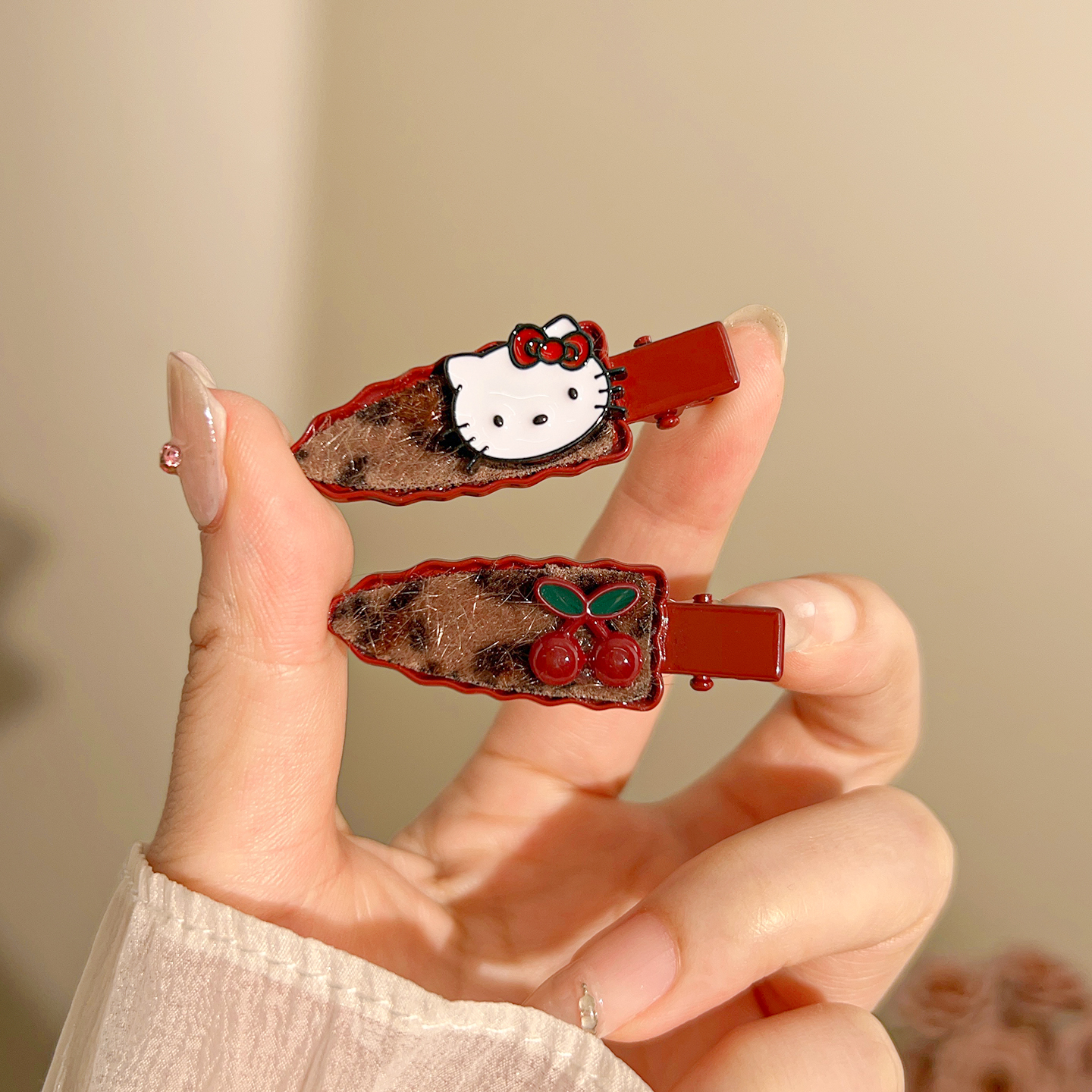 韩系发夹2025新款女高级感气质百搭KT猫头饰整理前额碎发边夹发饰