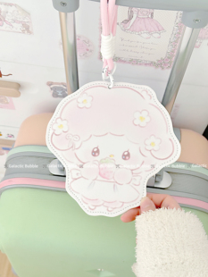 草莓小羊行李登机牌可爱吊牌挂牌行李箱装饰小红书推荐皮革