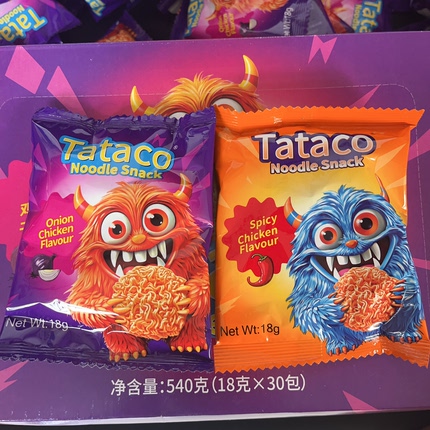 印尼进口Tataco网红干脆面洋葱鸡肉味香辣鸡肉味零食方便面干吃面