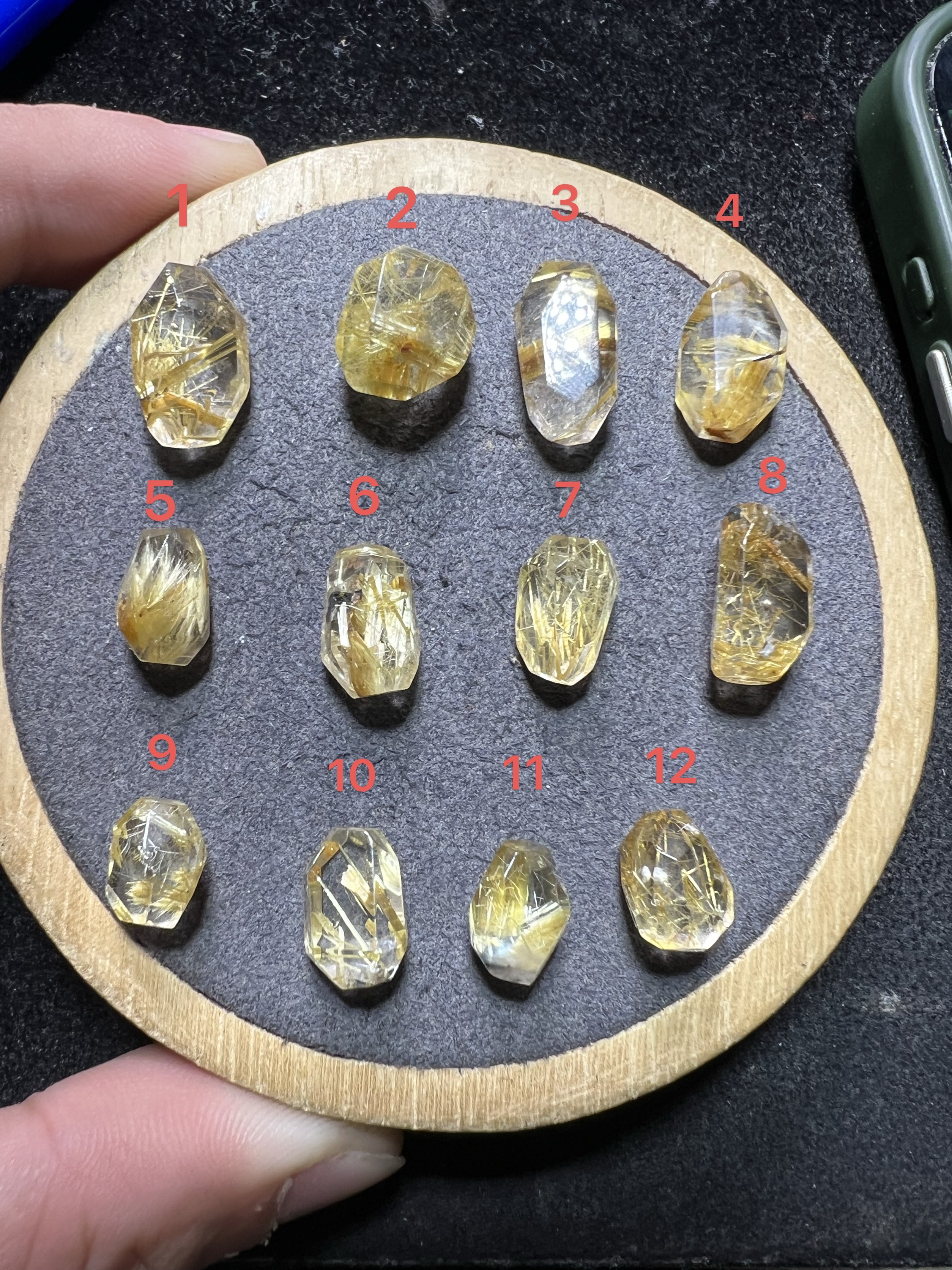 钛金随型，金发随型，晶体颜色都很不错，