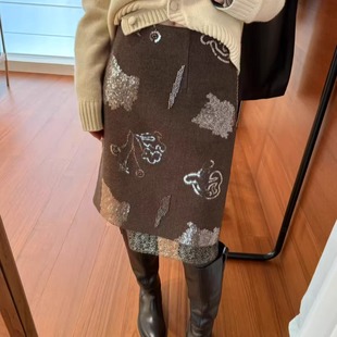 欧洲站2025冬装新款重工亮片装饰显瘦半身裙高级感气质高腰中长裙