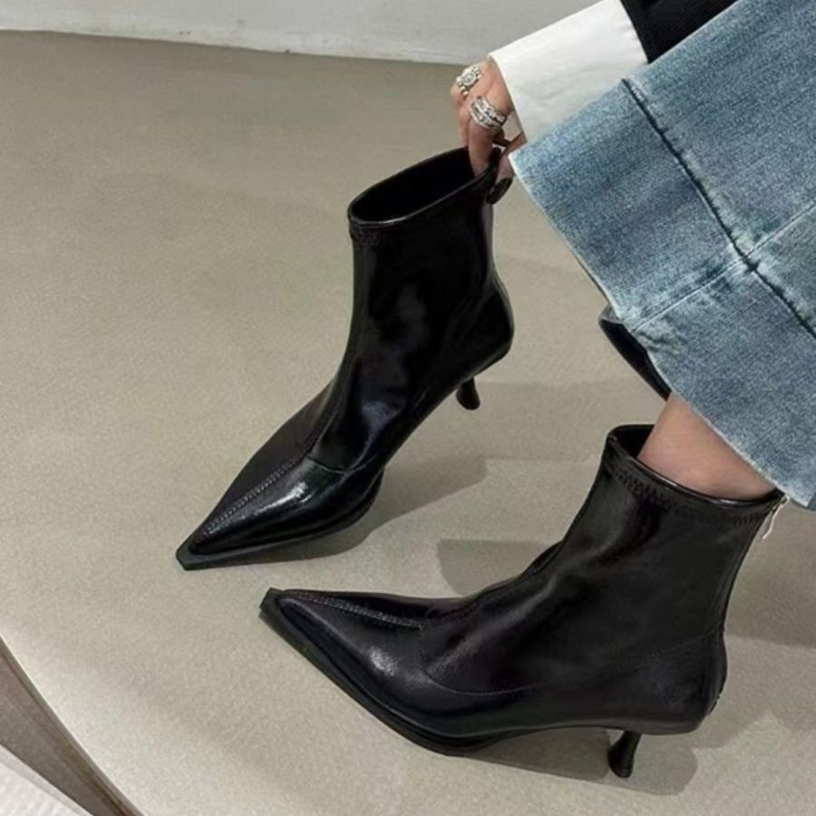 买手店韩版明星款尖头高跟短靴女25年新款冬季小众细跟瘦瘦女靴高