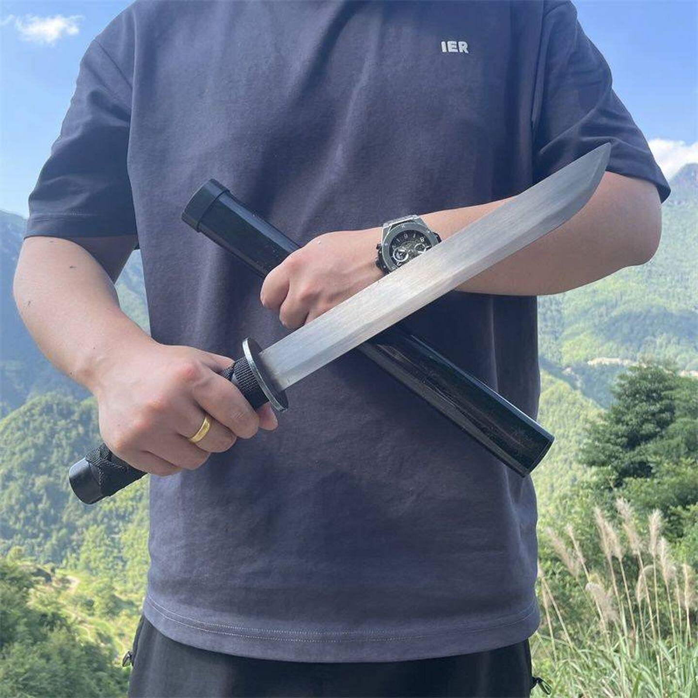古风收藏手工荒野开山刃家居生存刀一体龙骨战术宝剑砍大刀未开刃