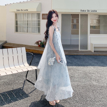 灰色法式浪漫超仙度假风连衣裙女2025年夏季新款轻奢高级感吊带裙