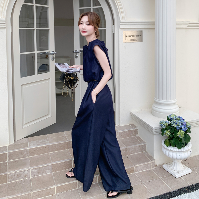 藏青色高级感性感纯欲露肩上衣套装女2025年夏季新款阔腿裤两件套
