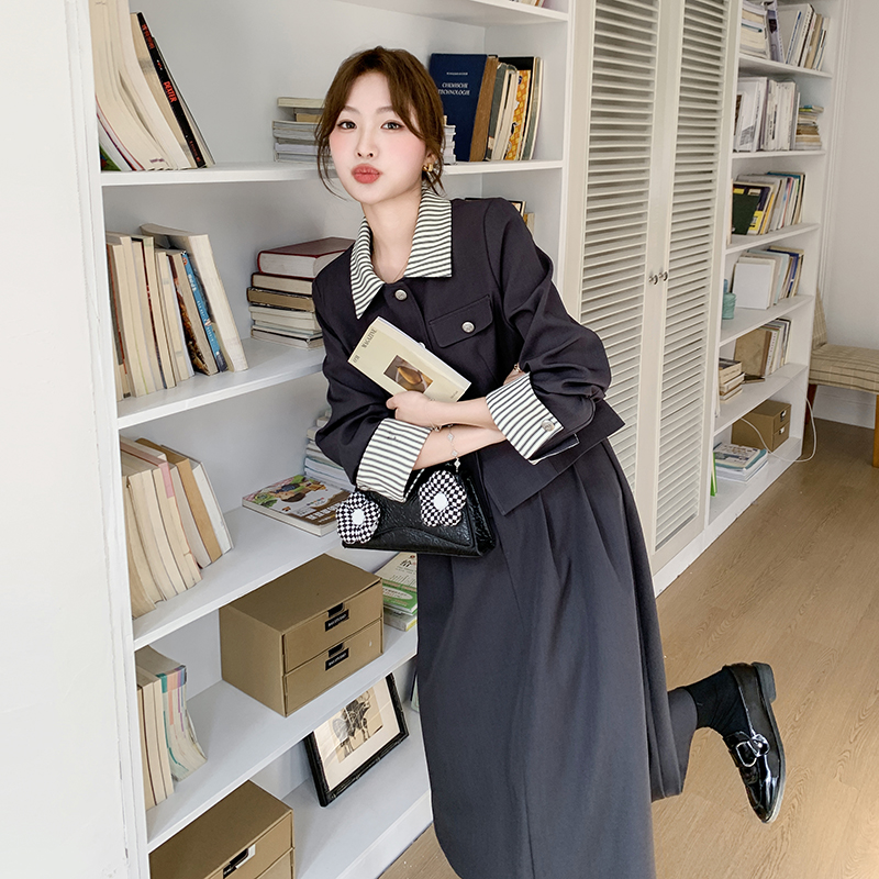 灰色韩系一整套条纹拼接西装套装裙女2025春季新款半身长裙两件套