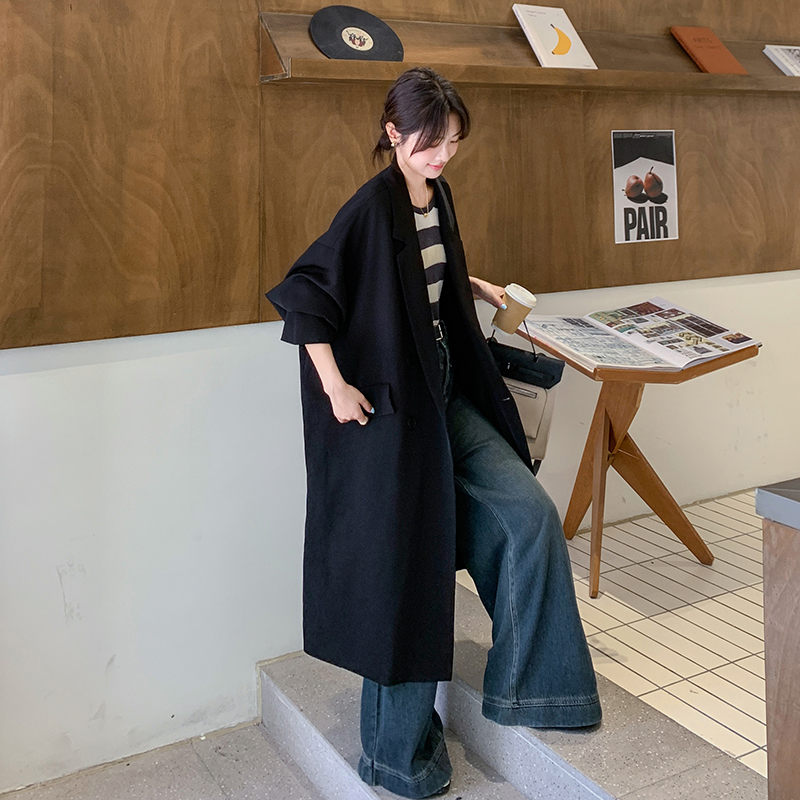 黑色韩系高级感长款西装女春秋2025新款休闲宽松超火炸街风衣外套