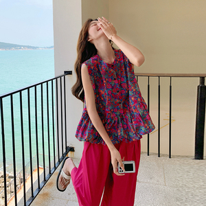 火龙果色田园风碎花上衣套装女2025夏季新款背心休闲阔腿裤两件套