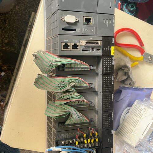 议价台达cpu510-en一组、成色如图、邮费自理可维修