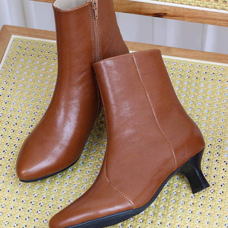 慢先森时装尖头高跟新款靴酒杯跟