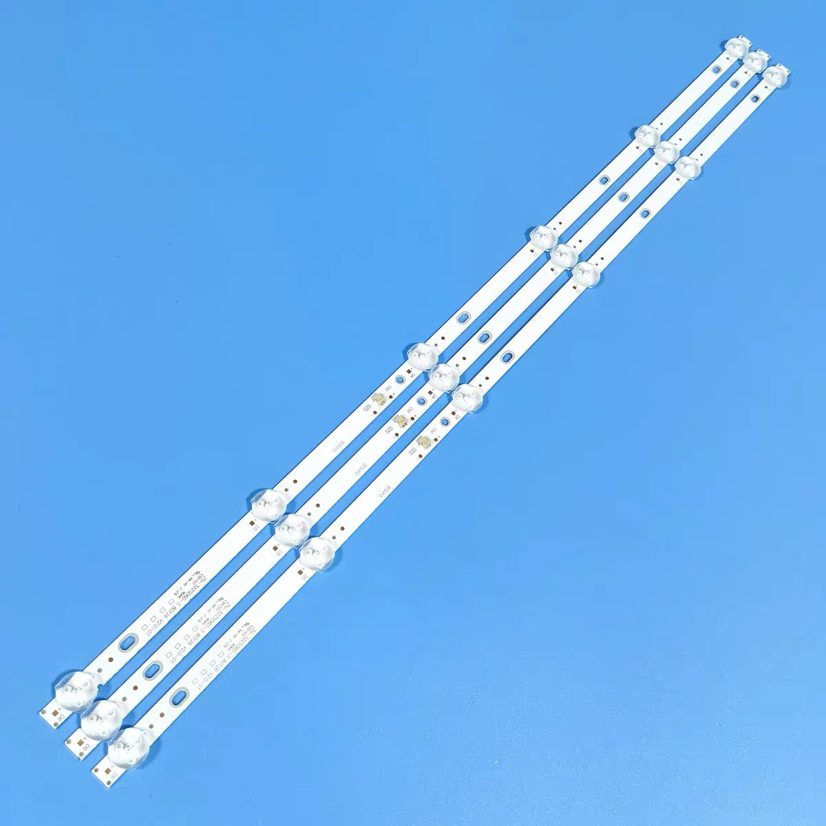 灯条ZN-32ZS06B-3 组装机ZN-32ZS06D-3灯条3条6灯6v