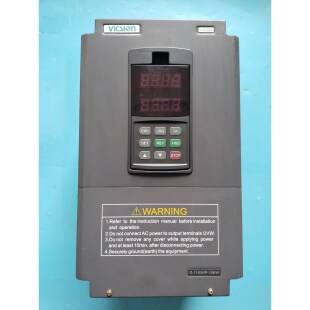 四方变频器11kw15kw变频器VS500-4T0110G 议价