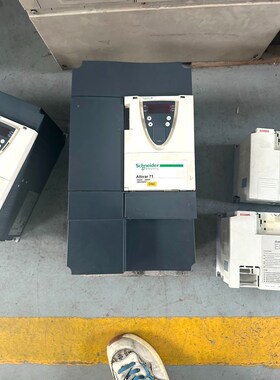 施耐德变频器 ATV71HD15N4Z 15KW 原装 议价