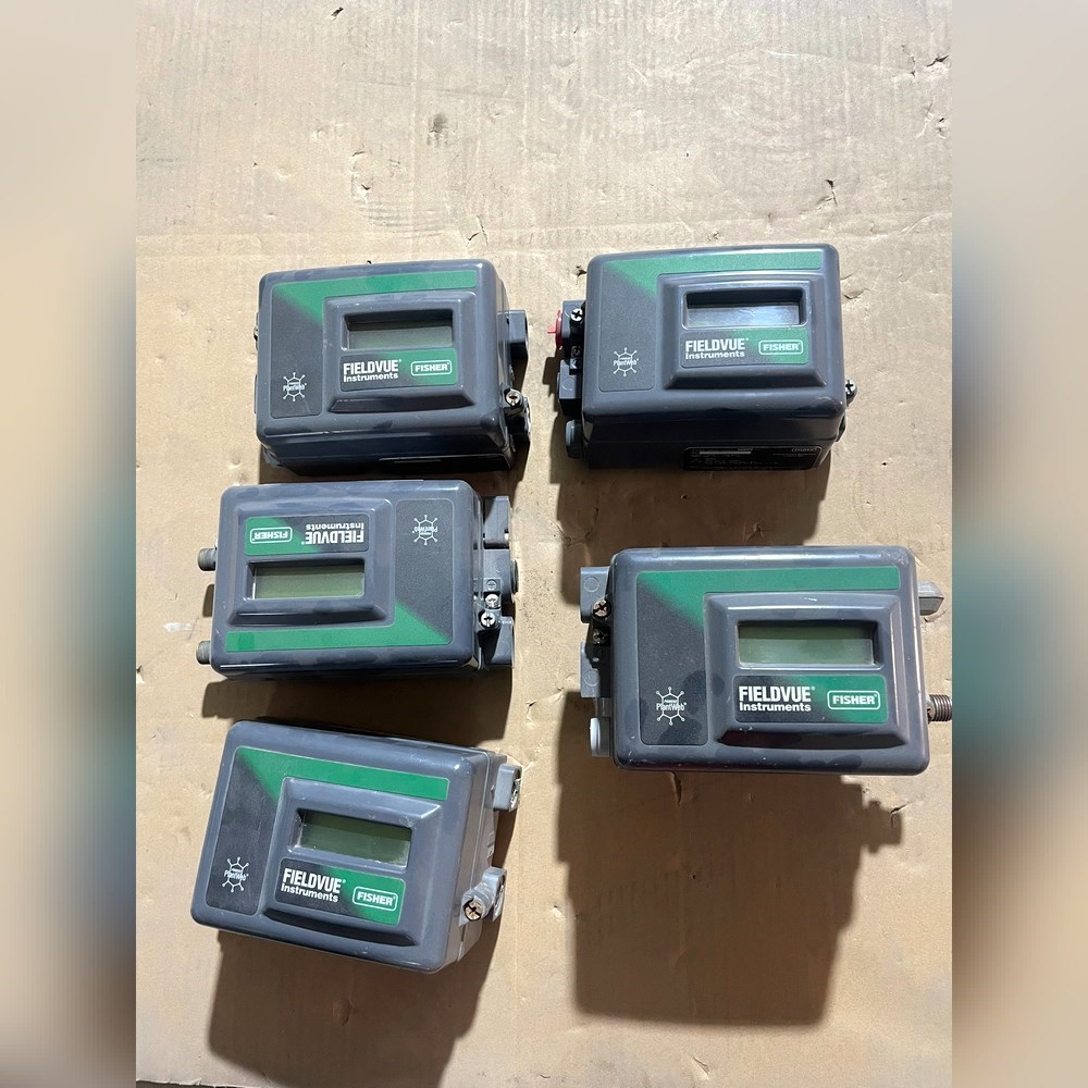 费希尔阀门定位器DVC2000现货5台.有三台带反馈两 议价