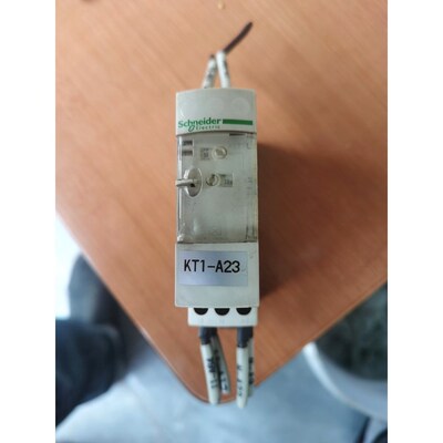 施耐德时间继电器 RE7TL11BU 件便宜出 议价