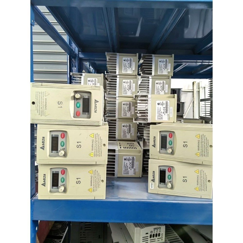 变频器VFD004S43A380V0.4KW 议价