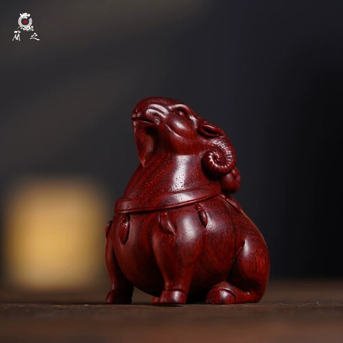 印度小叶紫檀羊形木雕摆件