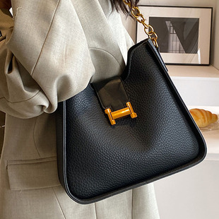 简约百搭单肩包小众高级感潮流斜挎包 新款 时尚 腋下包包女2025夏季