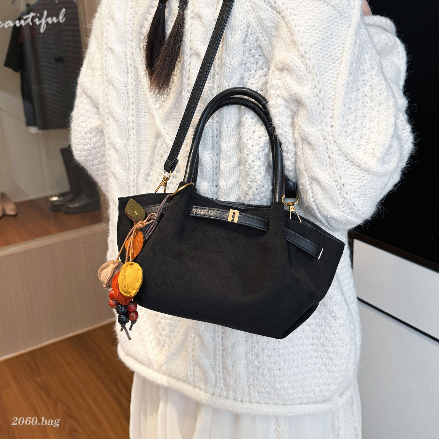 百搭气质小众设计水桶包包2025新款时尚爆款今年流行高级感斜挎包