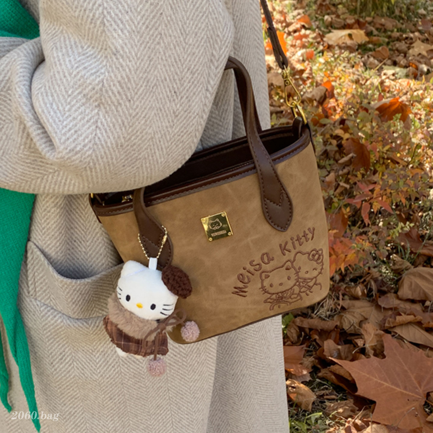 时尚洋气气质单肩斜挎手提精致休闲百搭简约2025冬季女式水桶包包