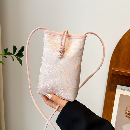 新中式迷你手机包包女2025夏季新款时尚刺绣小方包简约百搭斜挎包