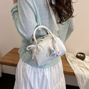 可爱卡通兔子手提保龄球包2026新款 少女贝壳包 女迷你斜挎包时尚