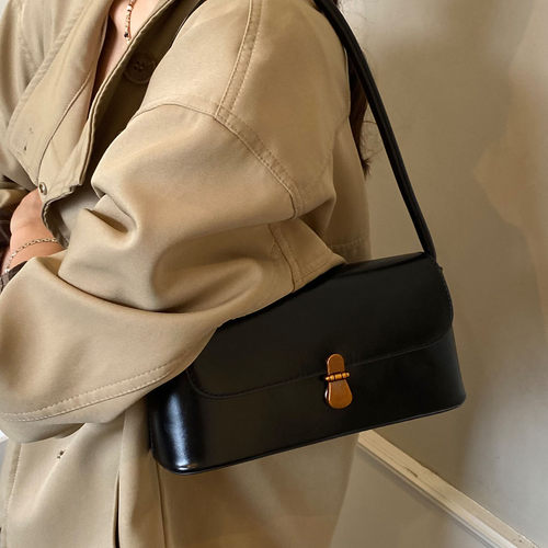 高级感油蜡皮腋下包包女通勤简约2025新款潮时尚单肩法棍包复古